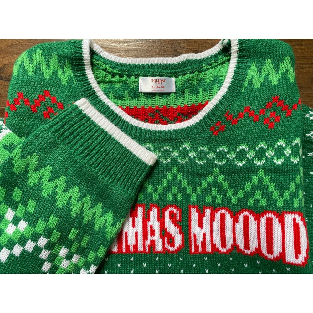 Holiday Time Christmas Mood Cow Sweater Mens XL Green Fair Isle Santa Hat Bell